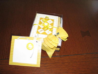 Yellow Note Card Gift Set